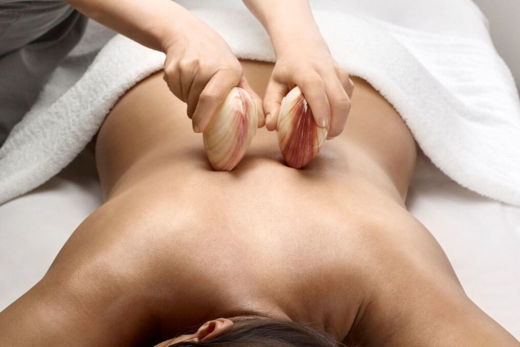 Método de eliminación da dor na osteocondrose - masaxe